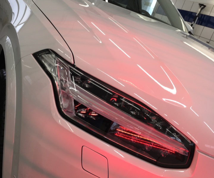 Auto detailing lampy samochodowej na Krucza 18 w Osielsku obok Bydgoszczy.
